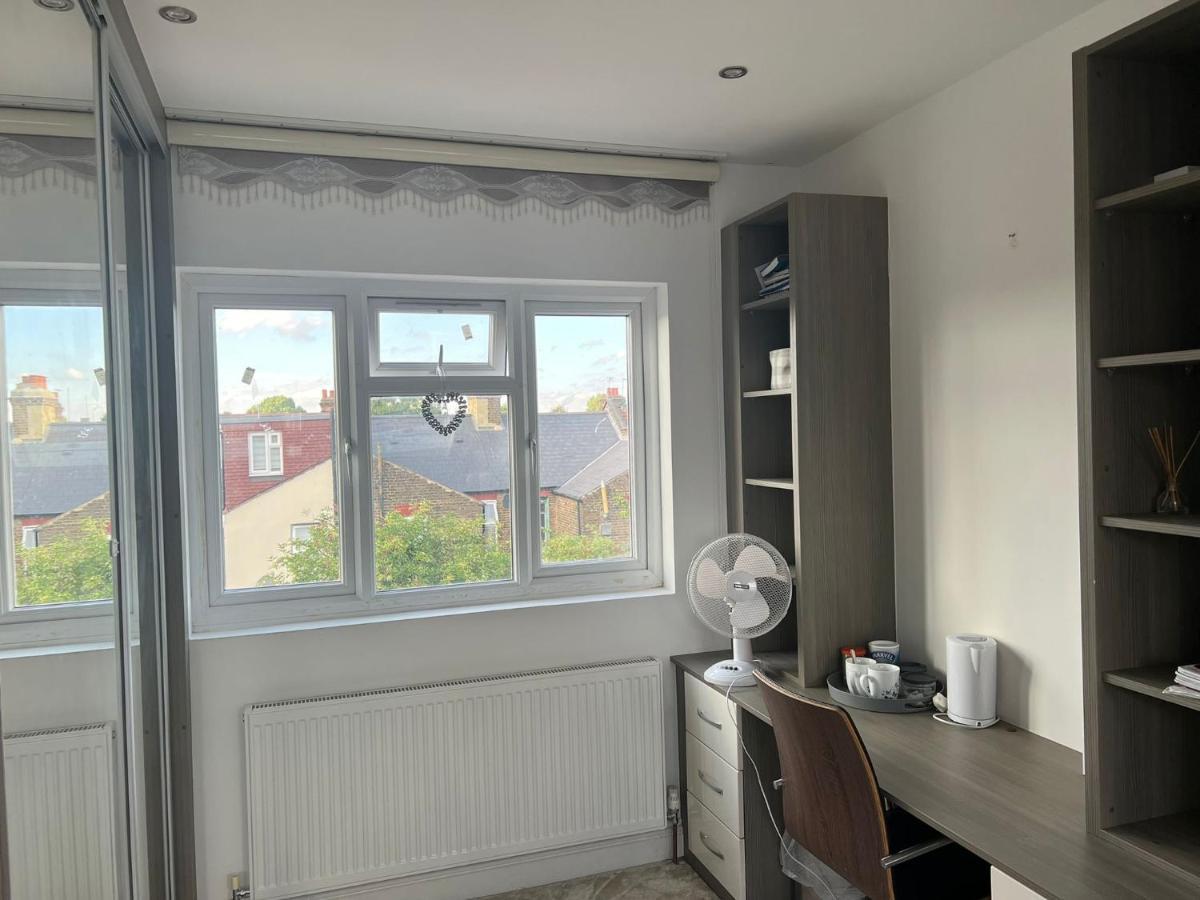 Deluxe Homestay Near Tottenham Hotspur Stadium London Kültér fotó